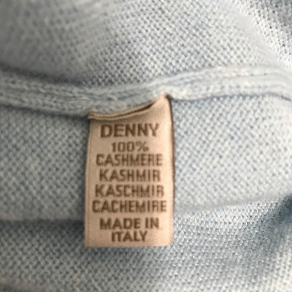 Fedi 100% Cashmere V-neck Sweater, Light Blue - Picture 7 of 8